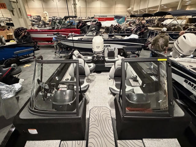 Boats  2026 SMOKERCRAFT EXCURSION 176 Photo